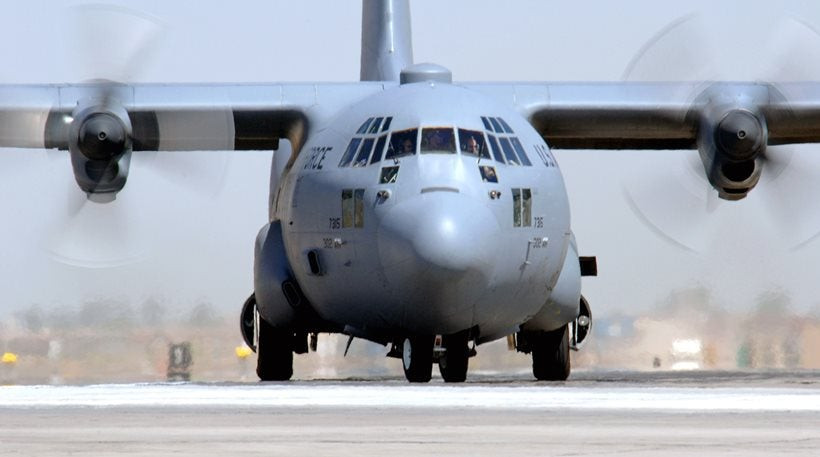 Η κοινωνική προσφορά της ΠΑ – Με C-130 μεταφέρθηκε 24χρονη με ανεύρυσμα αορτής από την Κρήτη στην Αθήνα